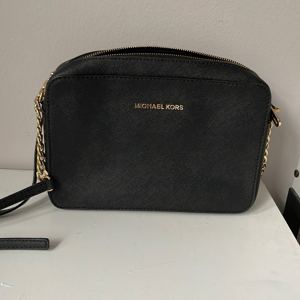 Michael Kors black crossbody purse